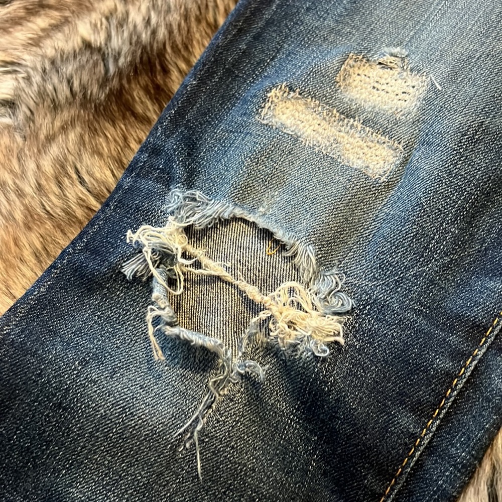 AG the legging ankle super skinny distressed jean- Size 24R - Picture 6 of 11